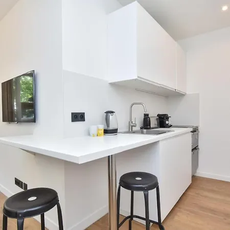 شقة Renovated 2bd In Parc Belleville *