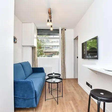 شقة Renovated 2bd In Parc Belleville *