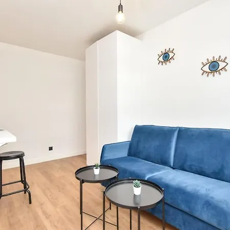 Modern 2bd In Parc Belleville *