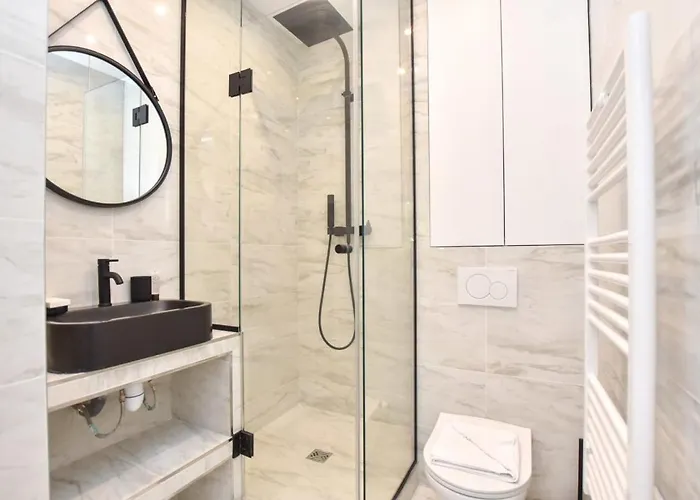 Διαμέρισμα Renovated 2bd In Parc Belleville *